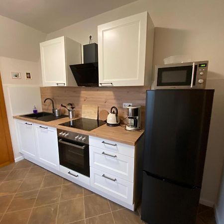 Feddersen Living Grosse Ferienwohnung - Garten - Terrasse - Smart Tv - Netflix Брунсбютел Екстериор снимка