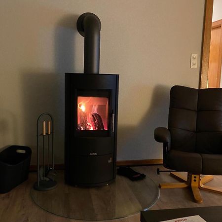 Feddersen Living Grosse Ferienwohnung - Garten - Terrasse - Smart Tv - Netflix Брунсбютел Екстериор снимка